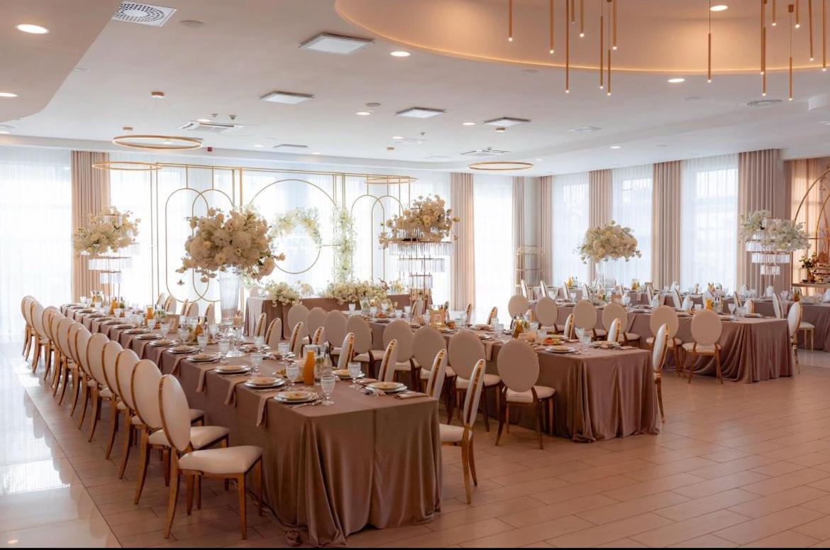 Hotel Kristoff Laszkow Екстер'єр фото