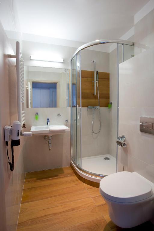 Hotel Kristoff Laszkow Екстер'єр фото